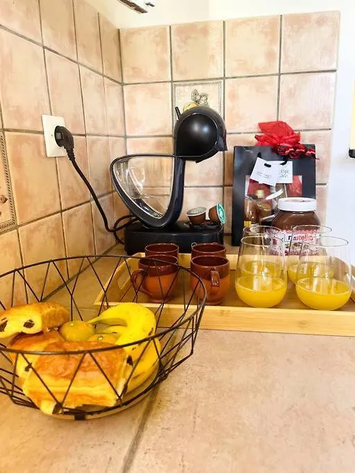 Appartement Jmj Sugar à Rivière-Pilote 0*,